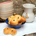 Lussekatter, i panini dorati di Santa Lucia