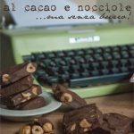 Quadrotti friabili al cacao e nocciole, senza burro