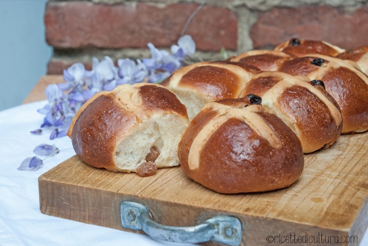 hot-cross-buns