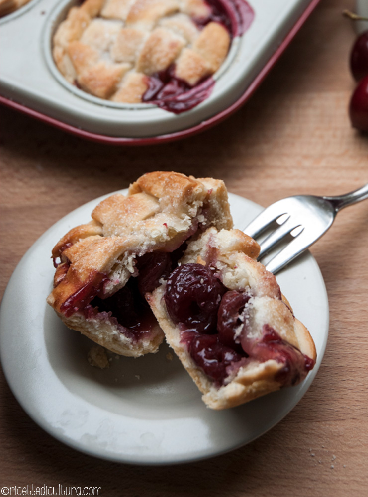 mini-cherry-pie