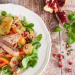 Sgombro in insalata tiepida con noci e melograno