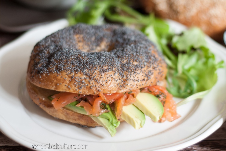 gravlax-bagel