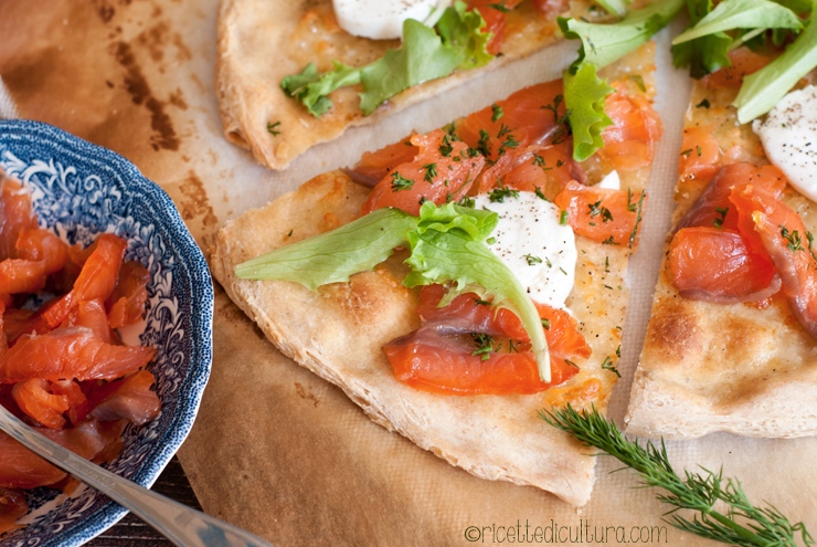 pizza-sottile-caprino-gravlax