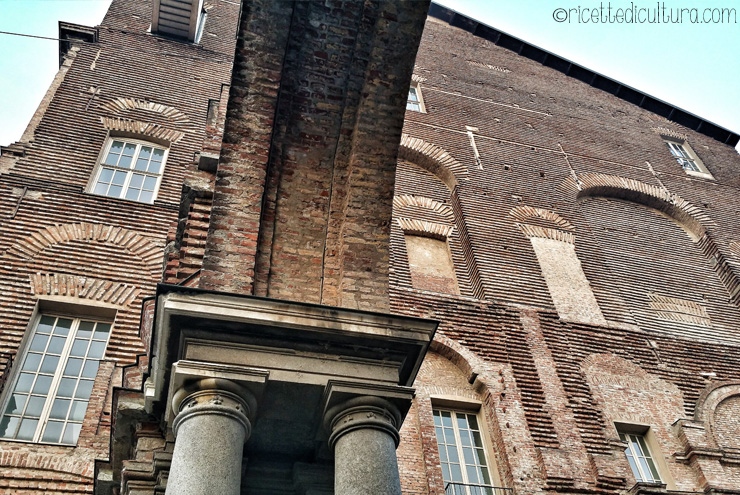 Il Castello di Rivoli, in bilico tra passato e presente A mezz'ora da Torino, il cuore dell'arte contemporanea