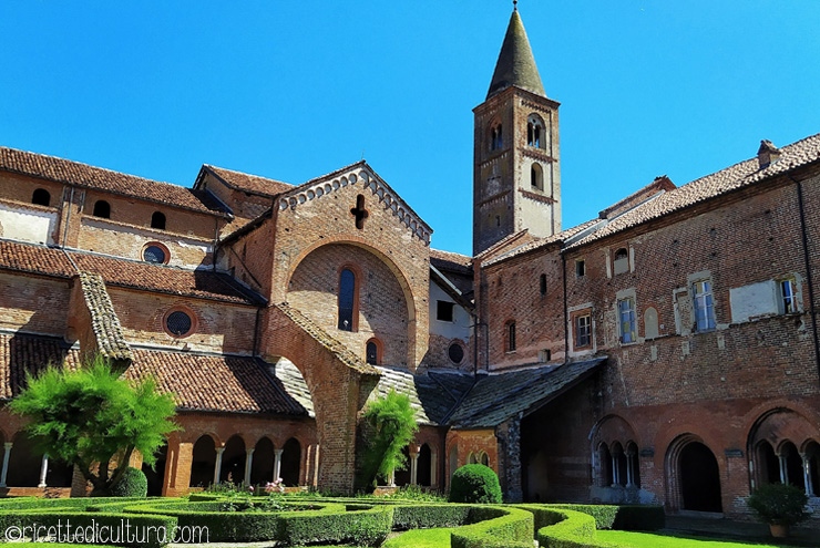 Abbazia di Staffarda tra religione e natura Un angolo di pace tra i frutteti del Saluzzese