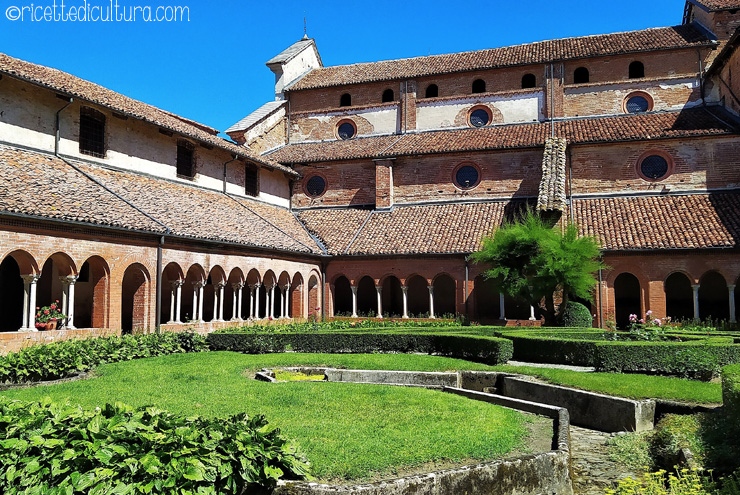 abbazia-di-staffarda-chiostro